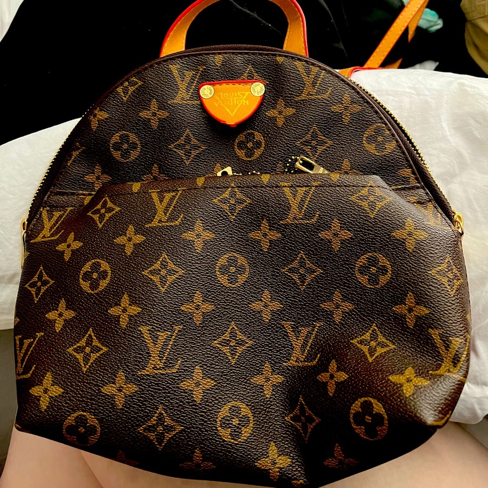 NOT REAL, Louis Vuitton backpack